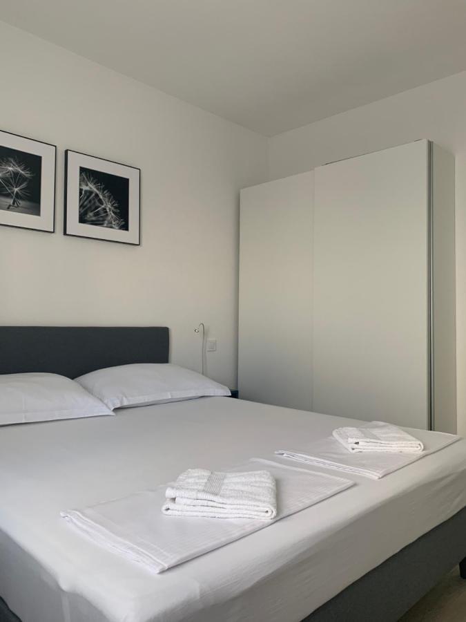 Villa Luxuria Baška Voda Екстериор снимка