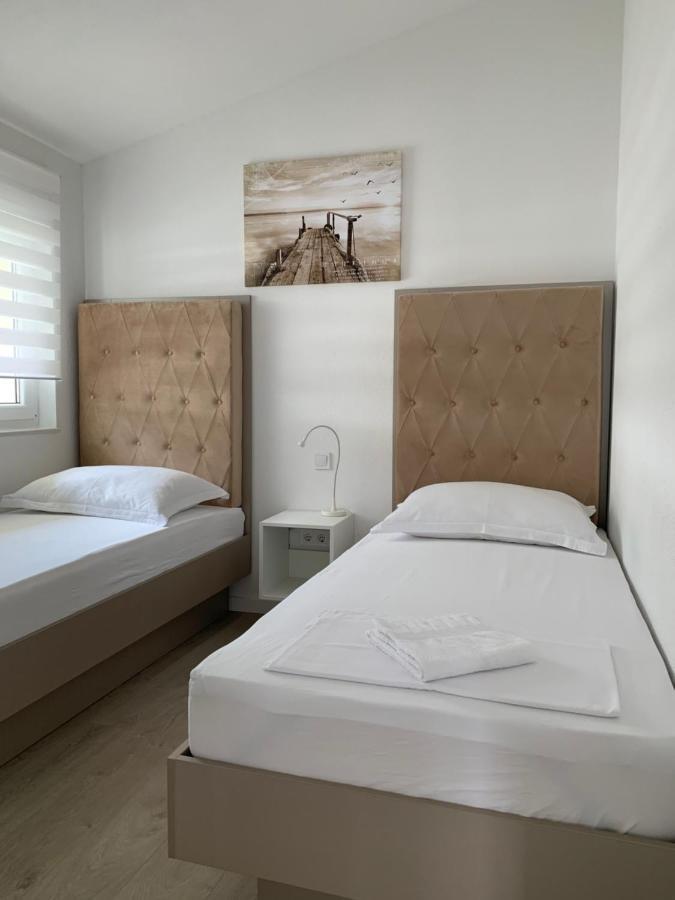 Villa Luxuria Baška Voda Екстериор снимка
