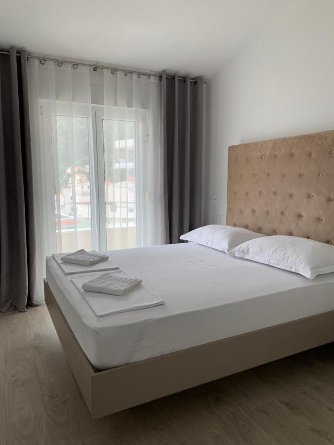 Villa Luxuria Baška Voda Екстериор снимка