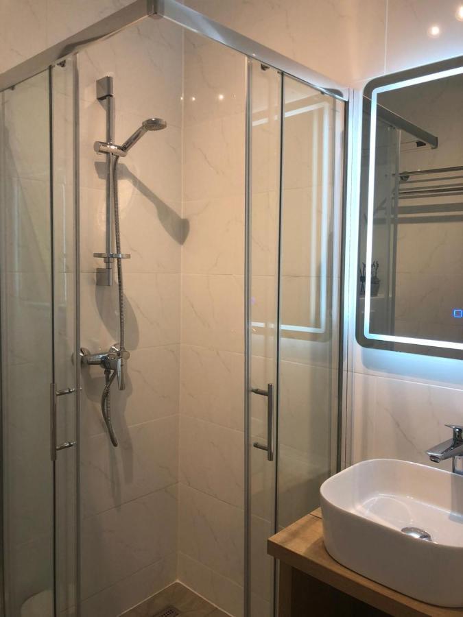Villa Luxuria Baška Voda Екстериор снимка