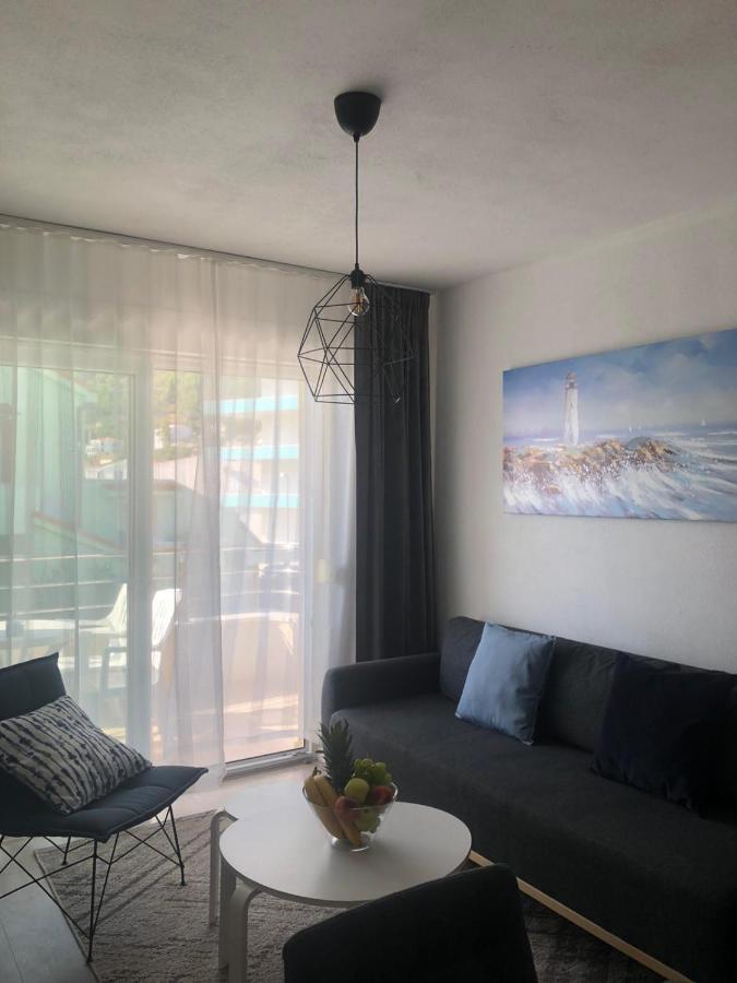 Villa Luxuria Baška Voda Екстериор снимка