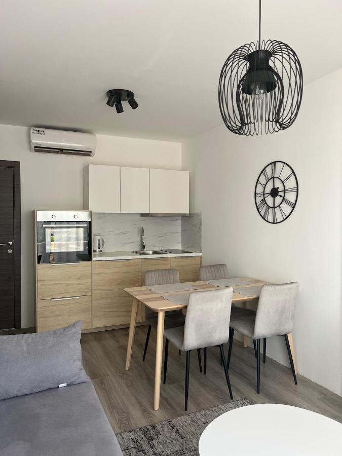 Villa Luxuria Baška Voda Екстериор снимка