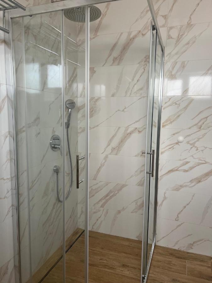 Villa Luxuria Baška Voda Екстериор снимка