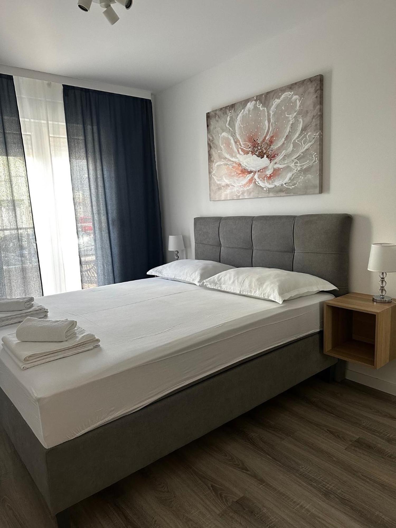 Villa Luxuria Baška Voda Екстериор снимка