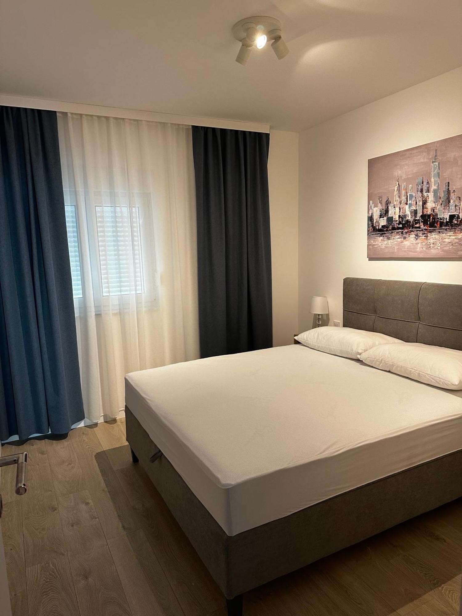 Villa Luxuria Baška Voda Екстериор снимка
